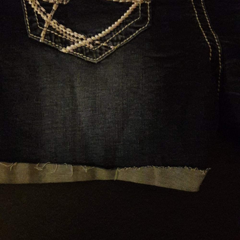 Almost Famous Junior Denim Shorts - Picture 11 of 11